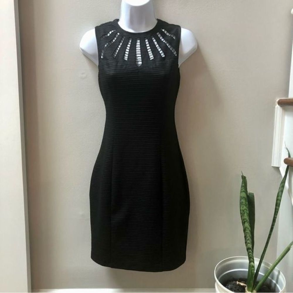 Guess black ribbed cutout shift dress woman’s size 0